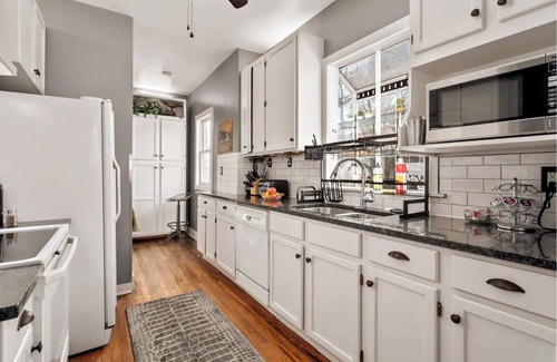 Kansas City Casa | Hip Neighborhood Vibe | historic home w/luxe amenities just steps to food & fun!