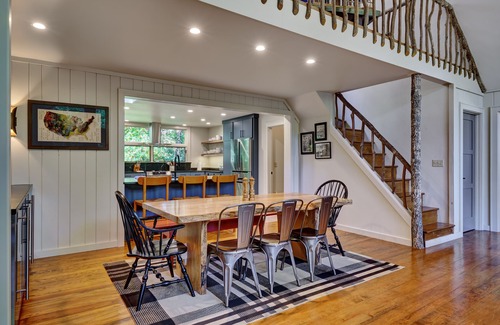 Cashiers Casa | Hippen House - Beautifully Updated Four Bedroom Cashiers Home
