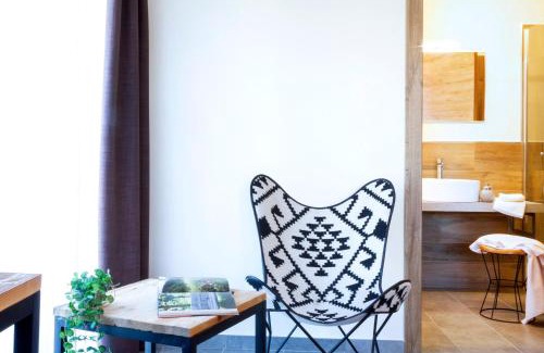 Arpuilles Hotel | Hirondelle Locanda