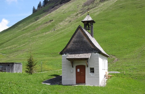 Fontanella Apartamento | Hirtamadl - Appartementhaus Rotwandblick