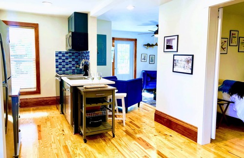 Clayton Condominio | Historic 2-BR St. Lawrence Residence at the Dygert House