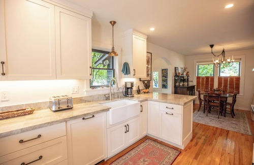 Eastside Santa Cruz Casa | Historic 3-bedroom farmhouse, 2 fireplaces and pool in Santa Cruz-near beaches!