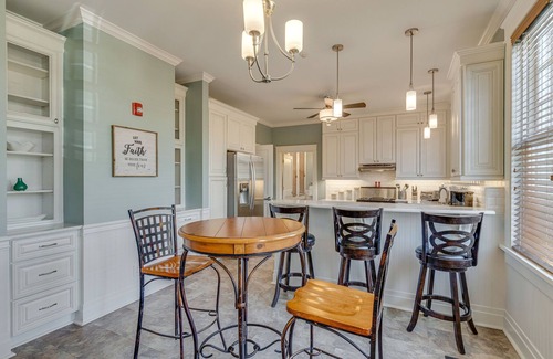 Music Row Casa | Historic 4-Bedroom Manor | Walk to Music Row & Vanderbilt | Family Retreat