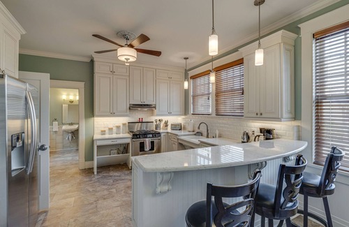 Music Row Casa | Historic 4-Bedroom Manor | Walk to Music Row & Vanderbilt | Family Retreat