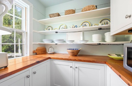 Barnstable Casa | Historic 5 bedroom gem - just a sidewalk stroll to local shops and beach