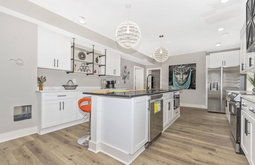 Historic District Casa | Historic Annapolis~New interior~5+ parking spaces~6BR, 4BA
