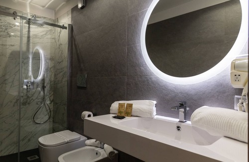 Torre del Greco Casa | Historic building with private spa