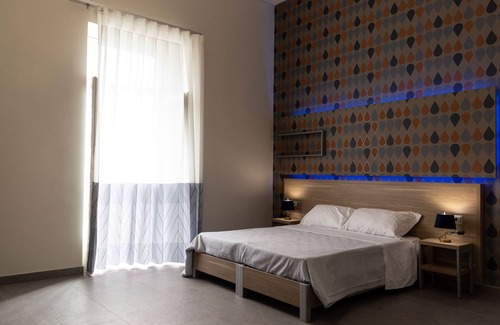 Torre del Greco Casa | Historic building with private spa