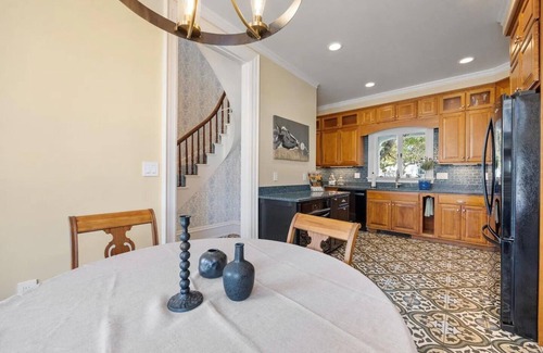 Laconia Casa | Historic Busiel House in the Heart of Laconia