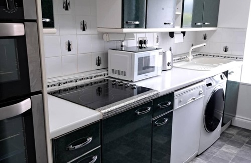 Campbeltown Casa | Historic central apartment in Castlehill Mansions