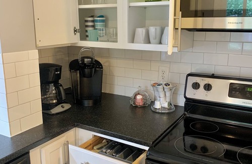 Southmoreland Casa | ★ Historic Charm in Walkable Neighborhood ★