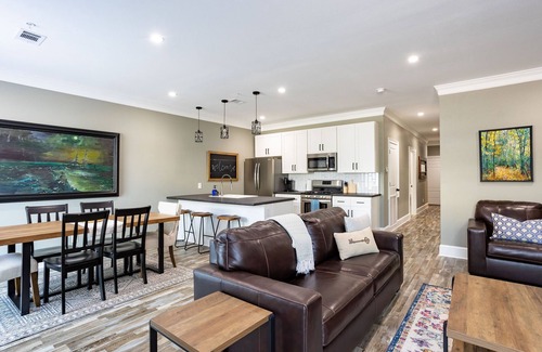 Batesville Apartamento | Historic charm Modern Luxury