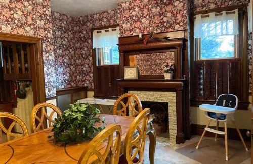 McClellandtown Casa | Historic & Charming Home just Steps from Deer Creek Winery