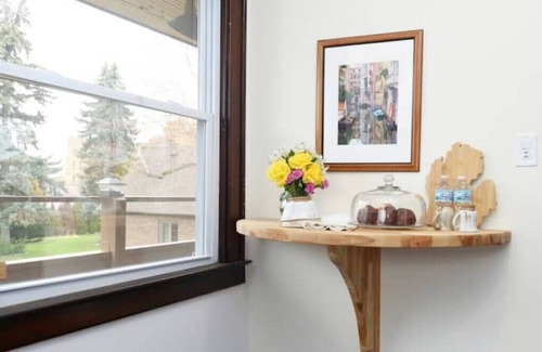 Highland Park Casa | Historic "Chauffeurs Quarters" Tiny House by Midtown, on Studebaker Estate