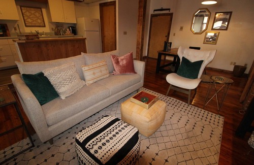 Durants Neck Condominio | Historic Condo in the Heart of Downtown Elizabeth City