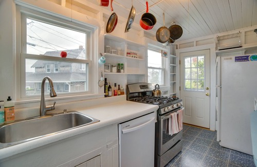 Brant Rock Cabaña | Historic Cottage w/ Beautiful Oceanfront View