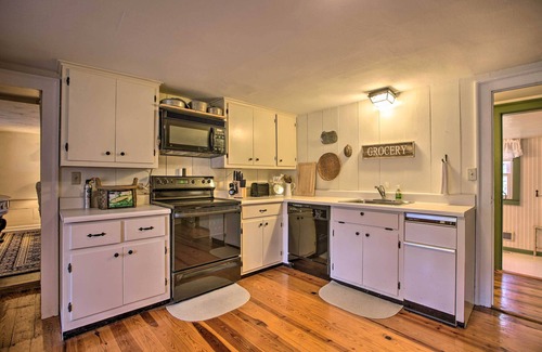 Rockbridge Baths Casa | ¡NUEVO! Casa histórica - ¡Relájate, camina, pesca y escribe!