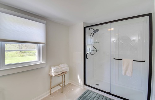 Rockbridge Baths Otro | Historic Countryside Escape - Relax, Hike, & Fish! Near Lexington
