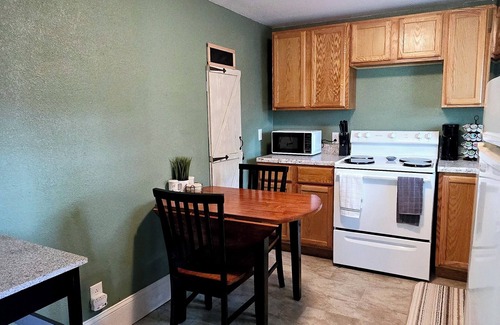 Boonville Apartamento | Historic Cozy Apartment 1 Bedroom In Peaceful Boonville