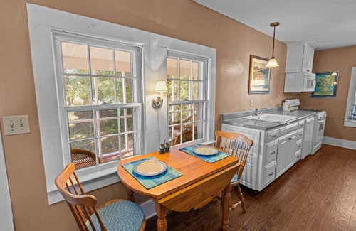 New Bern Casa | Historic District: Downtown New Bern