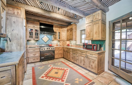 Taos Casa | Historic dog-friendly hacienda with 2 casitas, fireplaces, on-site hot tub, yoga