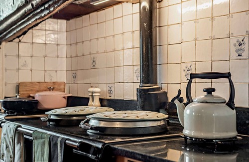 Middleton Cheney Cabaña | Historic dog friendly holiday home with indoor pool and sauna - The Court House