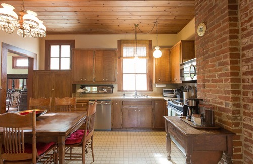 Paso Robles Casa | STOWELL HOUSE - Pasos históricos encantadores del centro