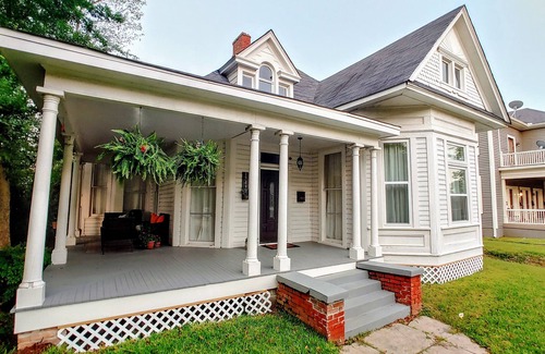 Highland Historic District Casa | Historic Eglin House