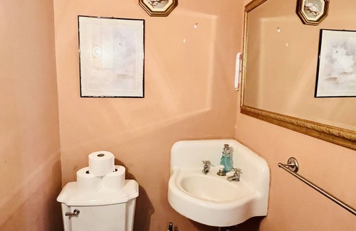 Elizabeth City Casa | Historic Elizabeth City home "Safe Harbor"