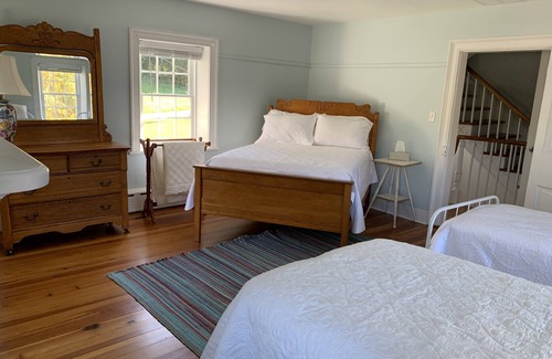 Shenandoah Otro | Historic Farm House with River Access