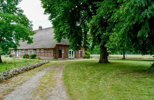 Vellahn Casa | Historic Farmhouse Near The Schaalsee Lake