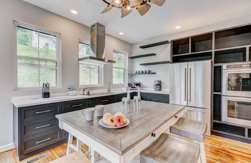 Hot Springs Casa | Summer Availability! Historic farmhouse, recently renovated, with firepit, and stunning valley views