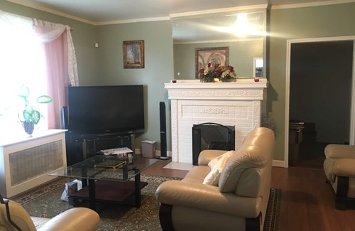Forest Hill Casa | Historic Forest Hills Newark houseshare near NYC