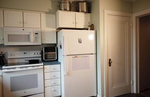 Ypsilanti Casa | Historic Gem w/Modern Touches — Cozy Nature Retreat Walkable to Downtown Ypsi