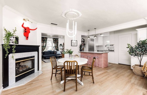 Encanto Casa | Historic Gem with Pool in the heart of Downtown!