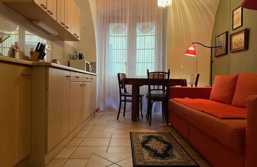 Mala Strana Apartamento | Apartamento histórico en planta baja para 2 en el centro medieval de Praga