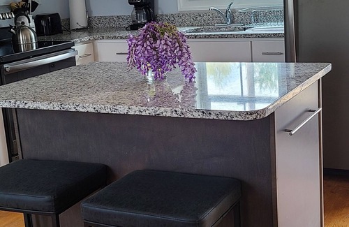 Milton Casa | Historic home in downtown Milton w/hot tub. Quick drive to the Delaware beaches!