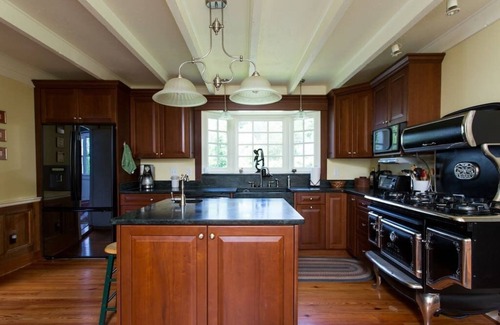 Stanardsville Casa | Casa histórica fuera de Charlottesville, cerca de Shenandoah