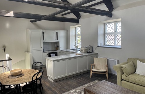 Kinsale Casa | Historic home with fabulous views only moments from town centre
