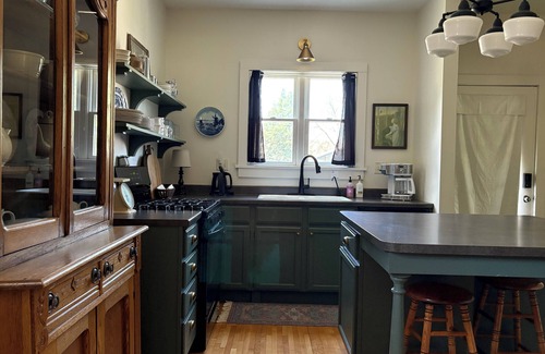 Sioux Center Casa | Historic house in Old Town Sioux Center!