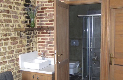 Balat Otro | Historic House Surrounded by Attractions in Balat