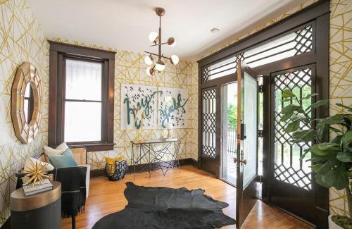 Hillsboro West End Casa | Historic Jewel Walk to Eats & Shops