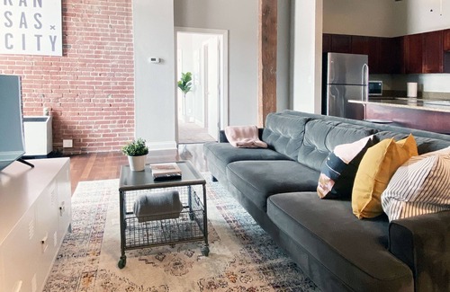 Garment District Apartamento | Historic Loft at Soho Kansas City