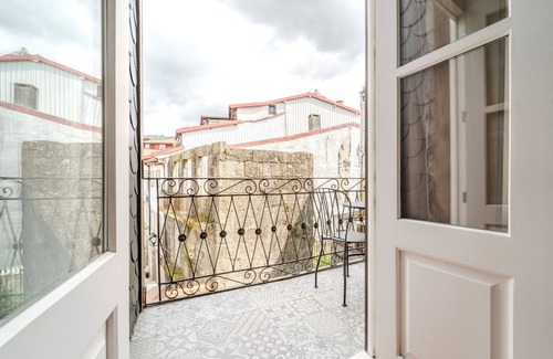 Old Town Apartamento | Historic Loft by House and People