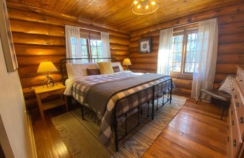 Rapid City Casa | Historic Log Cabin #14 at Horse Creek Resort