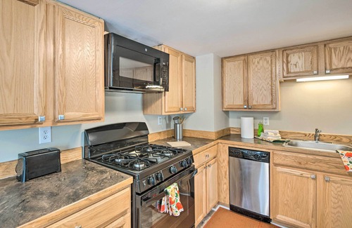 Meredith Casa | Historic Meredith Home: Walk to Town Center!