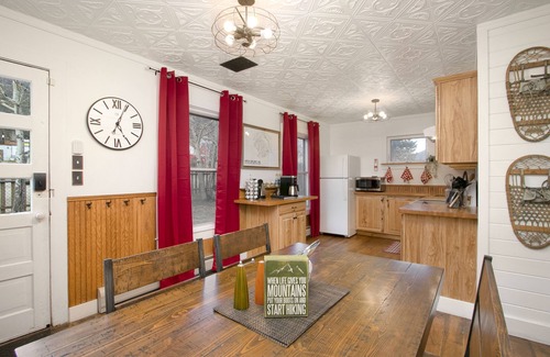 Georgetown Casa | Historic Mountain House close to skiing & outdoor adventures
