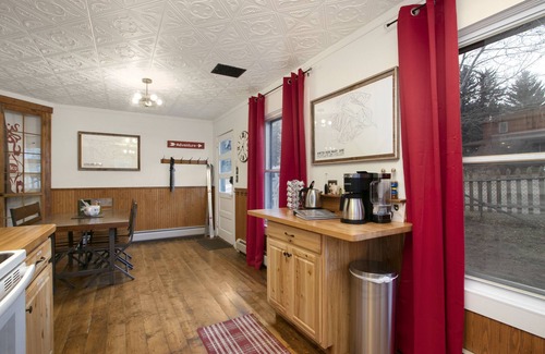 Georgetown Casa | Historic Mountain House close to skiing & outdoor adventures