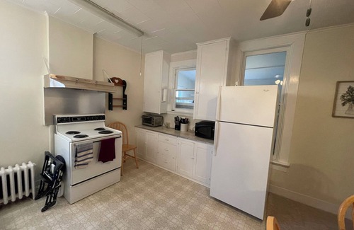 Nauvoo Apartamento | Historic Nauvoo Apartment, family friendly.