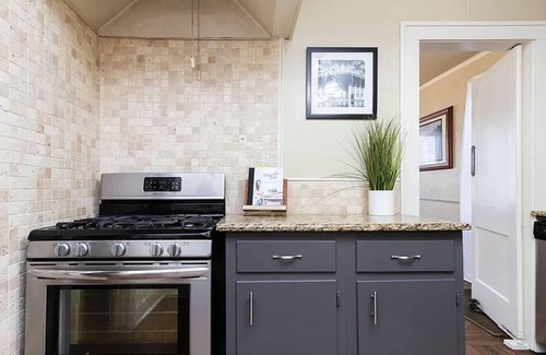 Amarillo Casa | Historic - Near Everything I 3bed 3bath 3 Living Areas